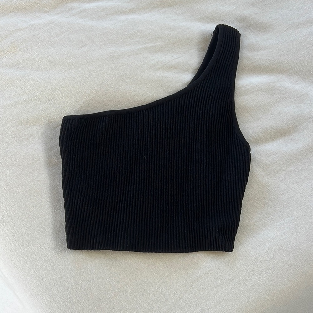 Aritzia  One Shoulder Top